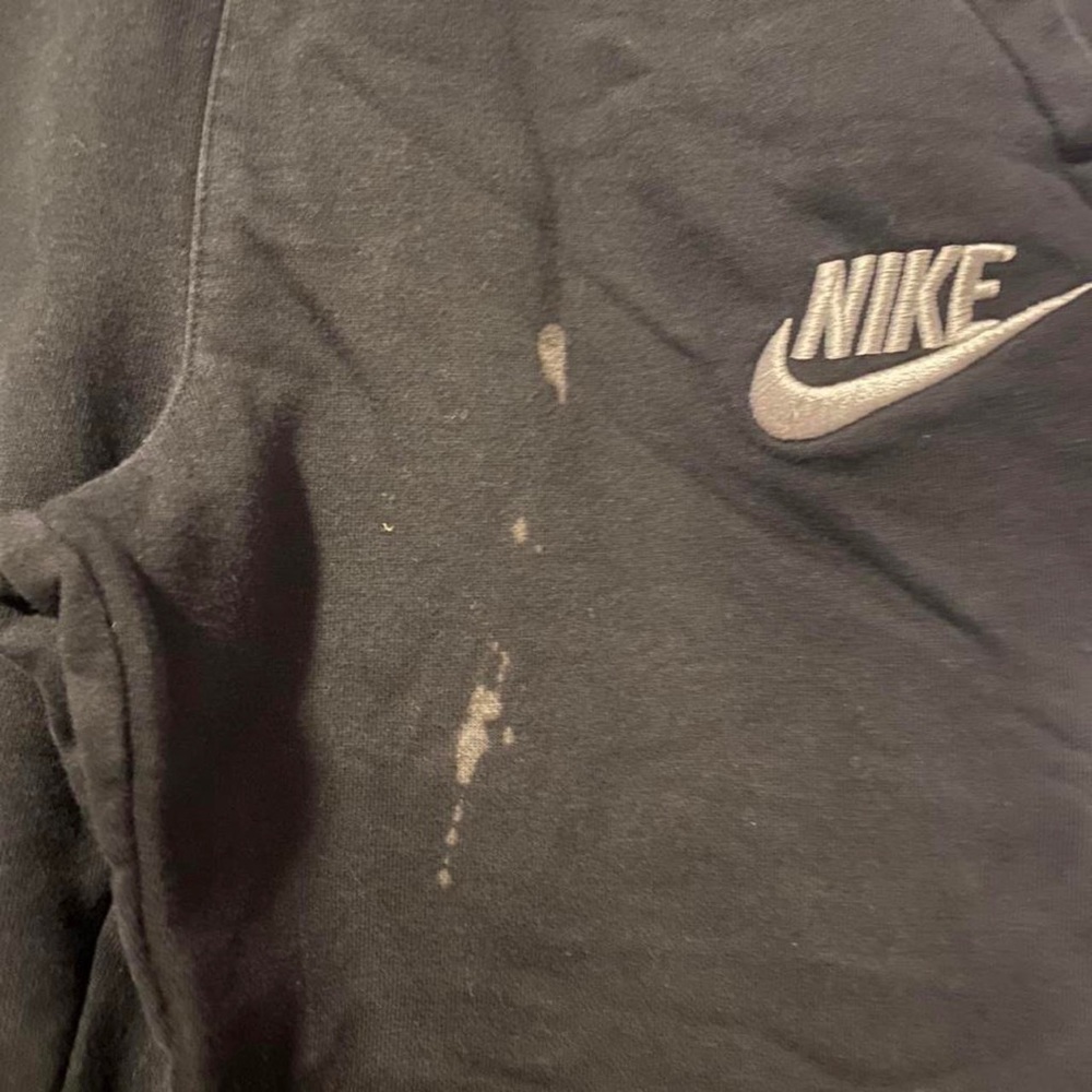 Nike sweatpants - Picture 3 of 3